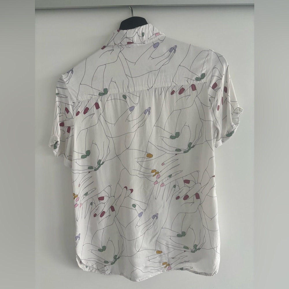 Hand Design print Women’s button up Shirt from Simon’s Twik - Picture 3 of 5